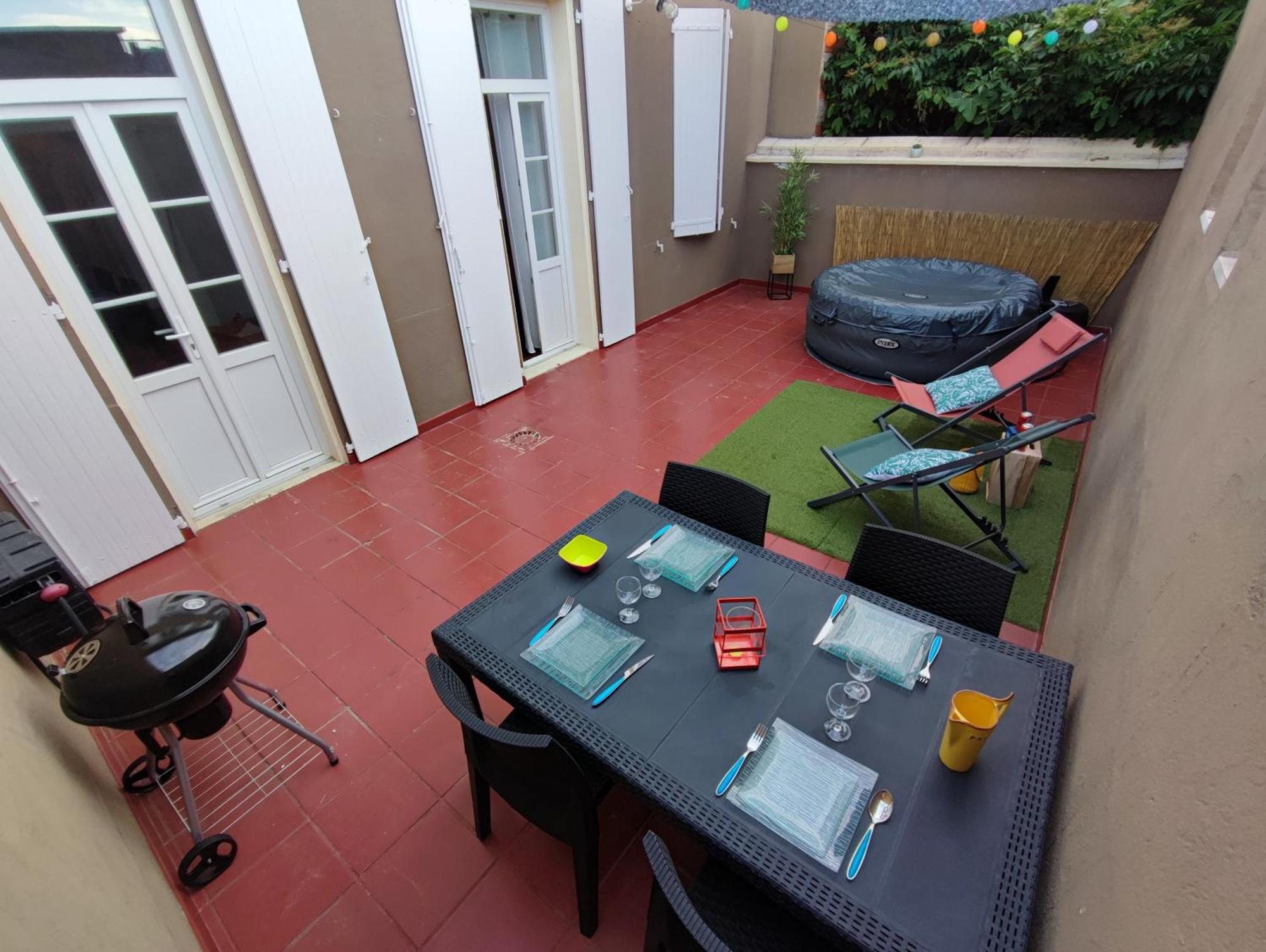 La Maizou 2ch, Clim, Terrasse- Apartment Albi